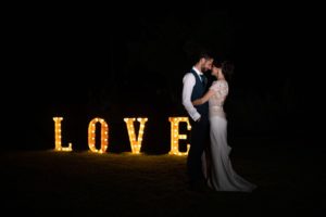 Couple de mariés photographié par Elodie Gentit